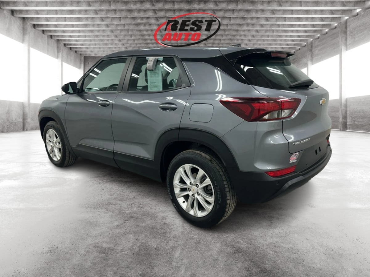 2021 Chevrolet Trailblazer LS photo 6