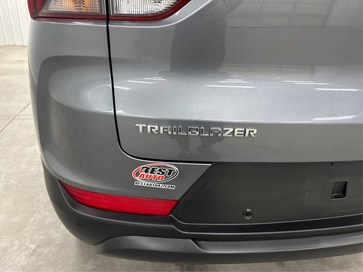 2021 Chevrolet Trailblazer LS photo 29