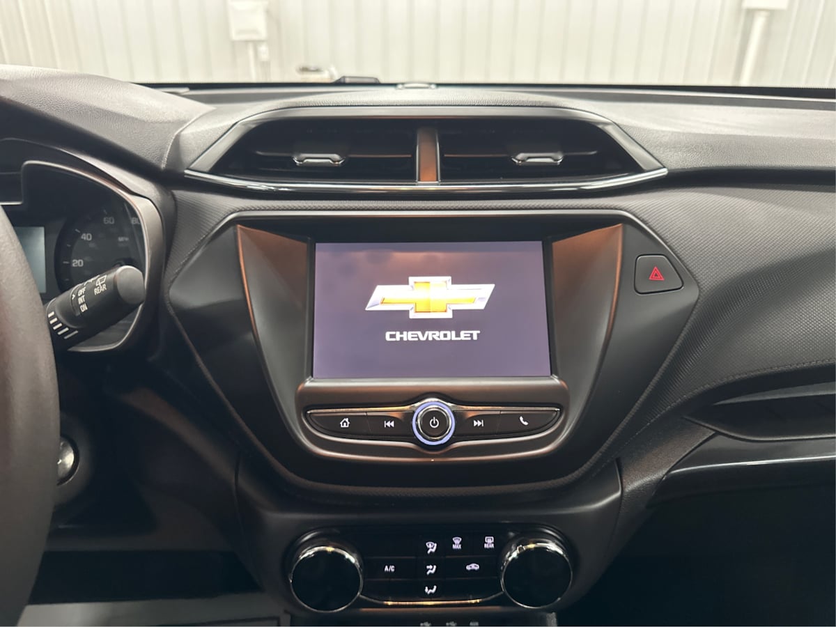 2021 Chevrolet Trailblazer LS photo 13