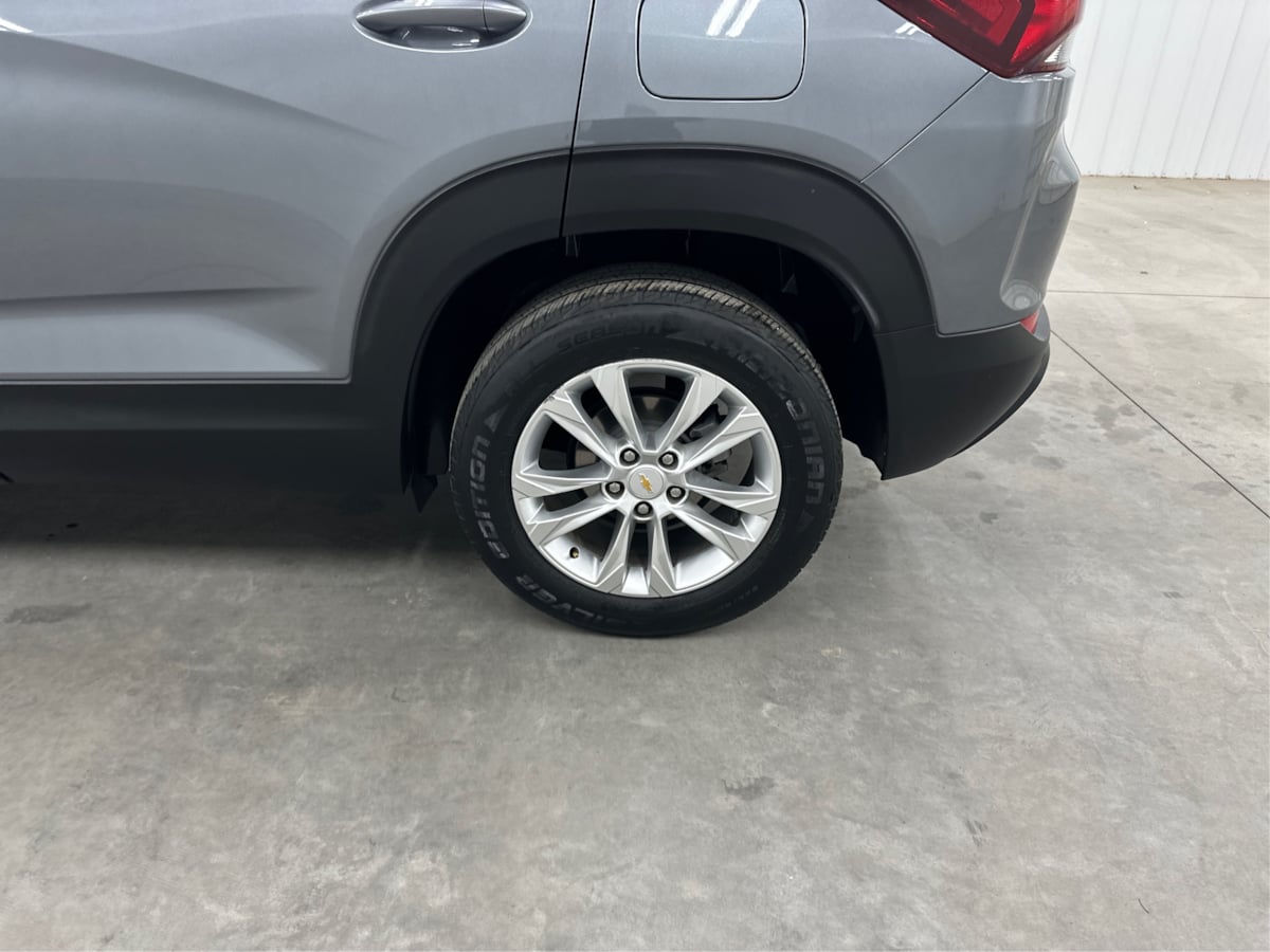 2021 Chevrolet Trailblazer LS photo 33