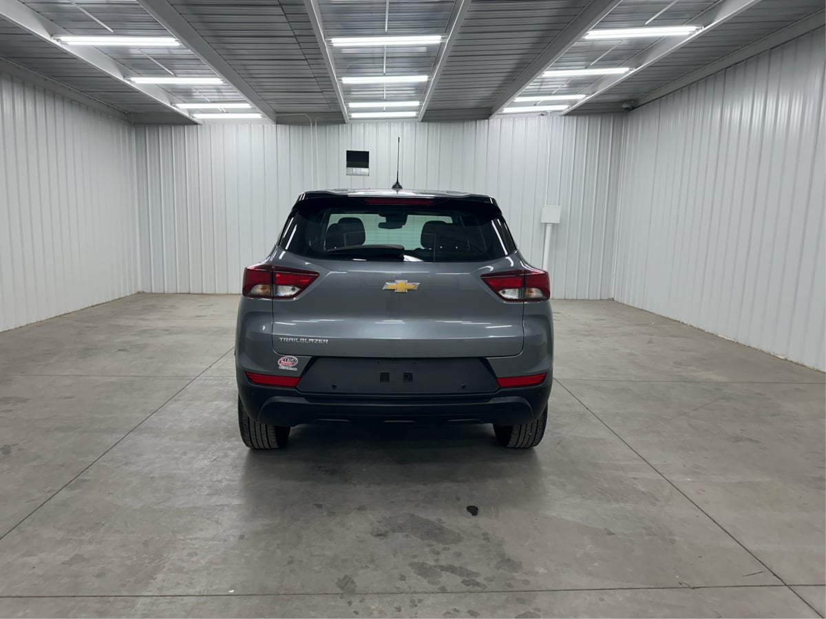2021 Chevrolet Trailblazer LS photo 26