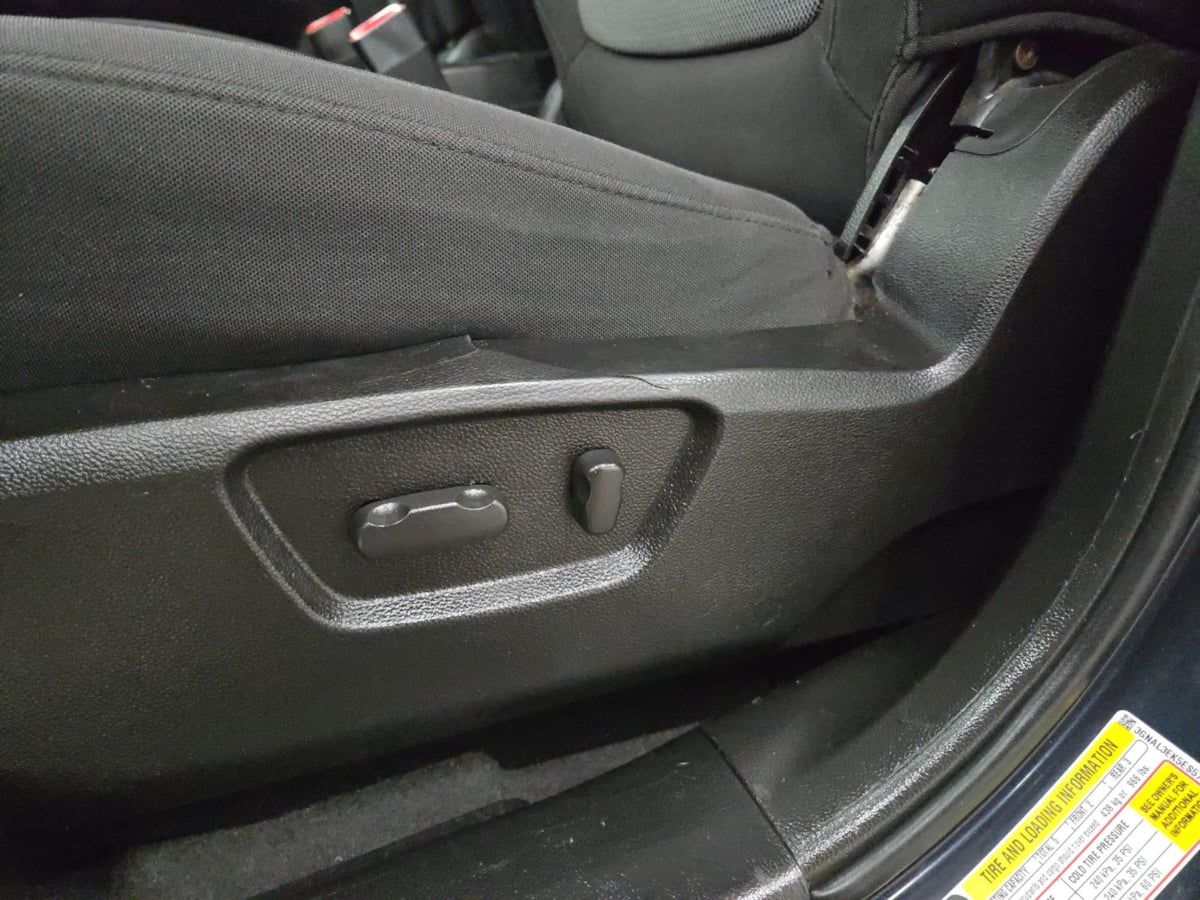 2014 Chevrolet Captiva Sport LT photo 45