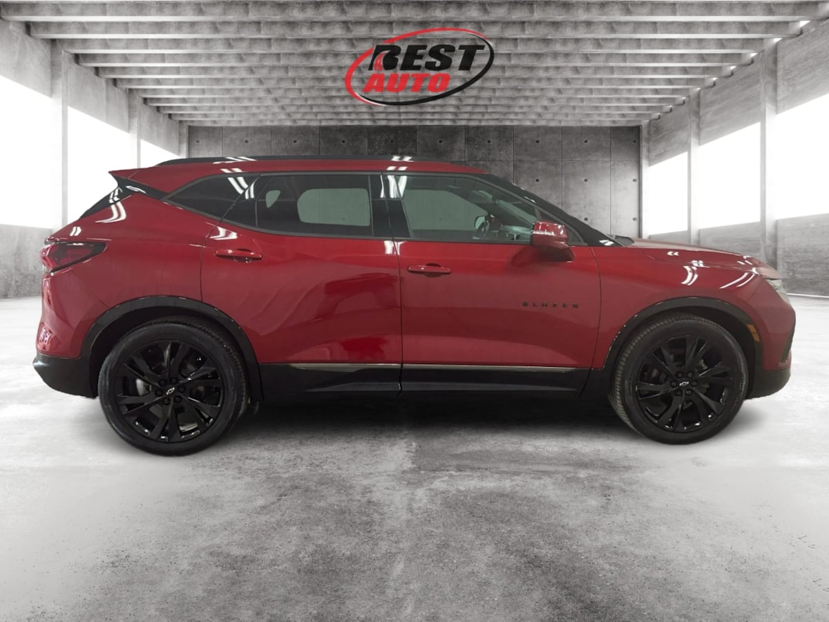 2021 Chevrolet Blazer RS photo 3