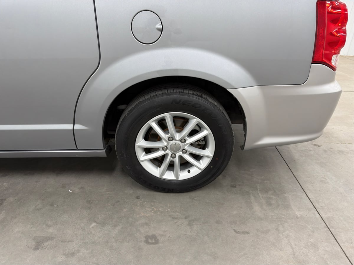 Dodge Grand Caravan photo 36