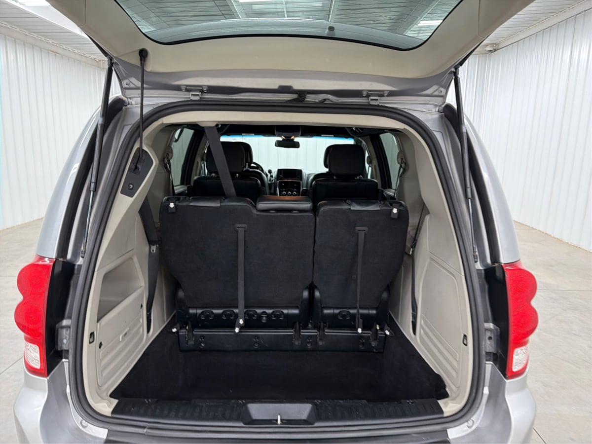 Dodge Grand Caravan photo 13