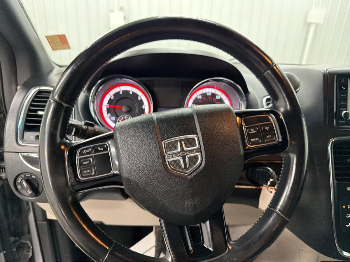 Dodge Grand Caravan photo 21