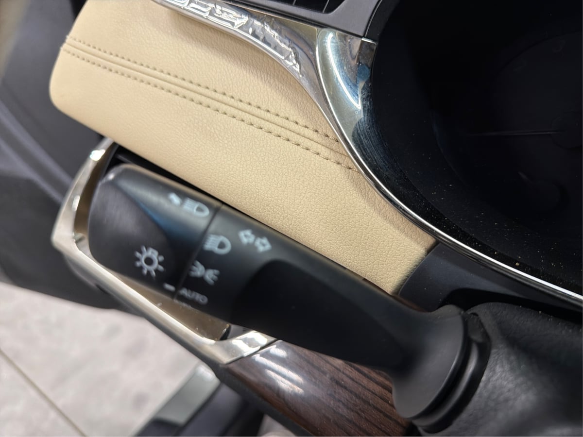 Toyota Avalon photo 22