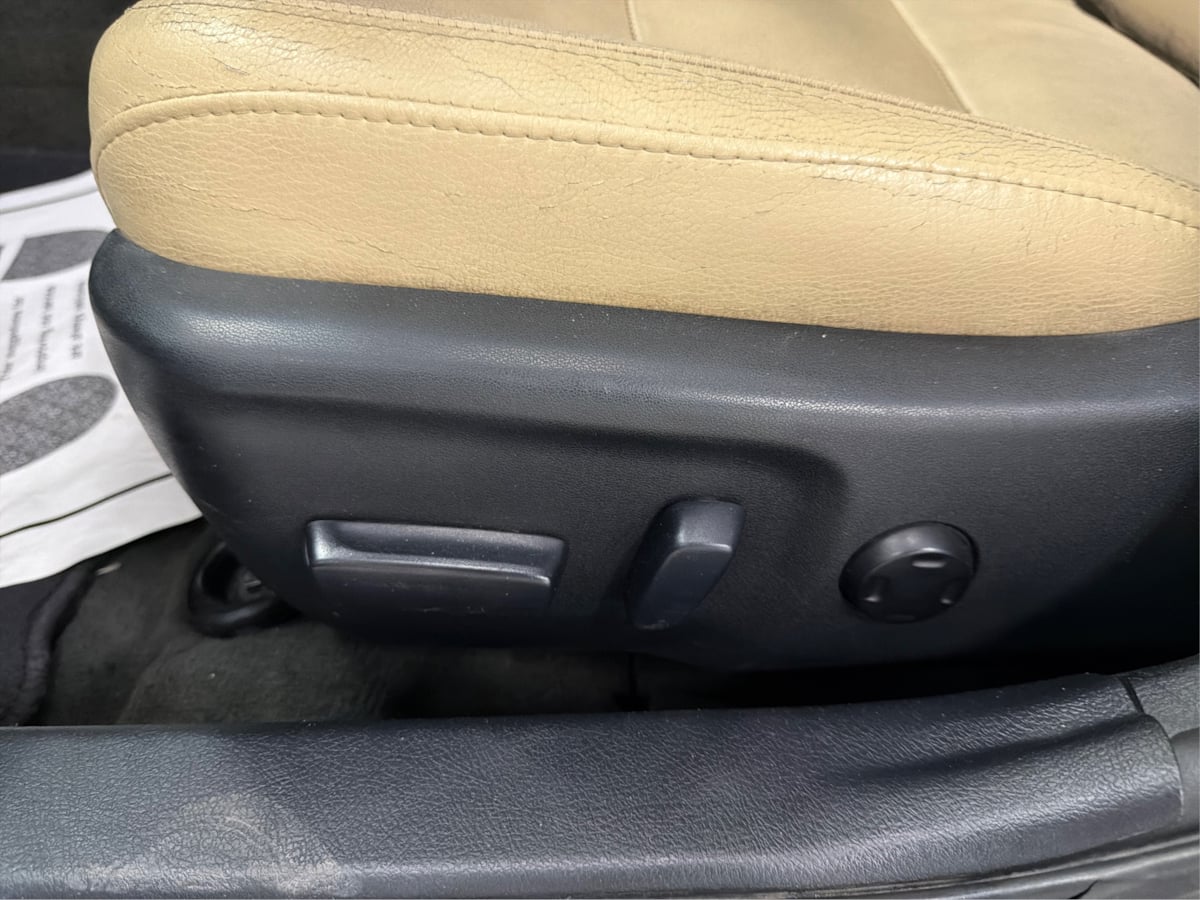 Toyota Avalon photo 58