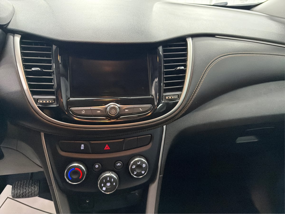 Chevrolet Trax photo 14