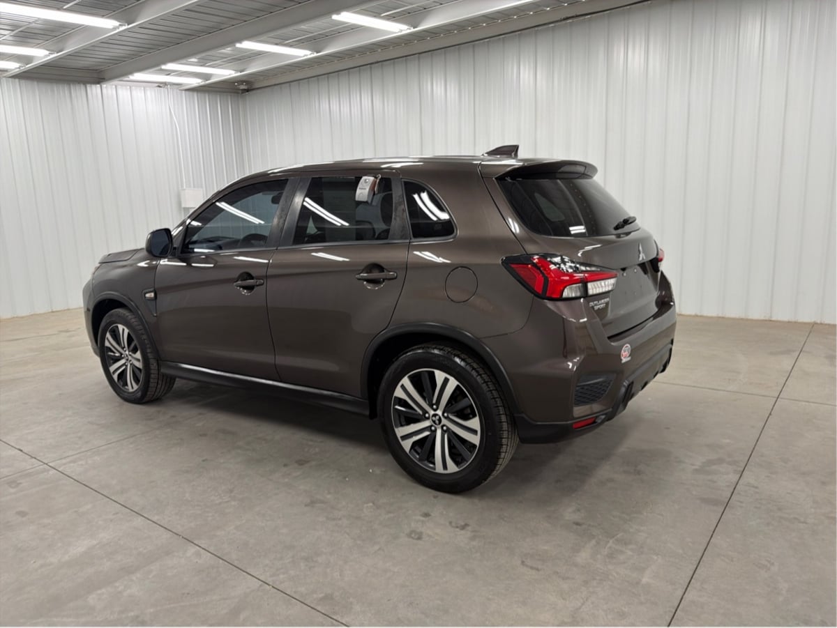 Mitsubishi Outlander Sport photo 6