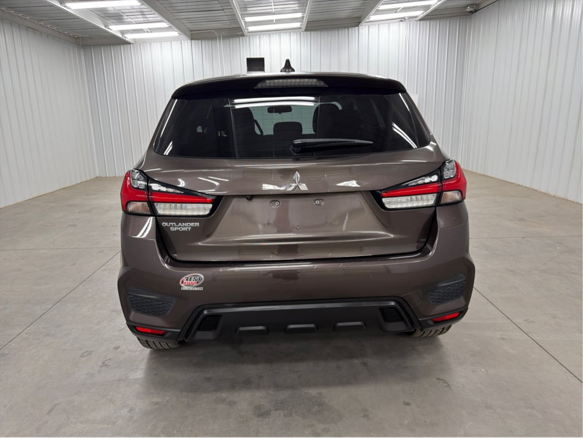 Mitsubishi Outlander Sport photo 5