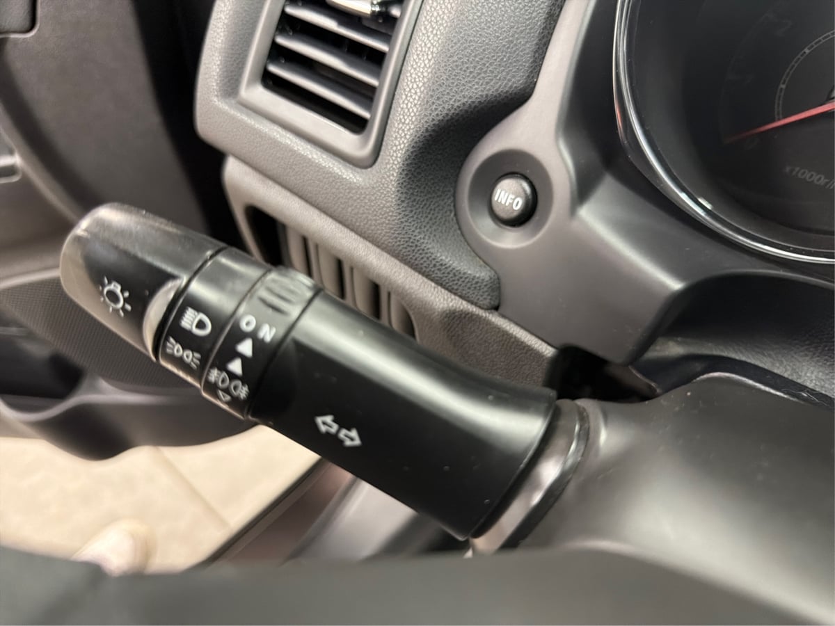 Mitsubishi Outlander Sport photo 23