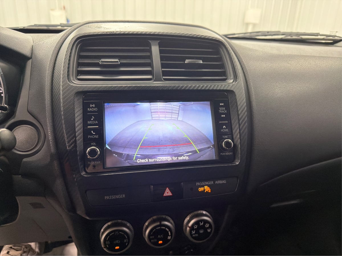 Mitsubishi Outlander Sport photo 46