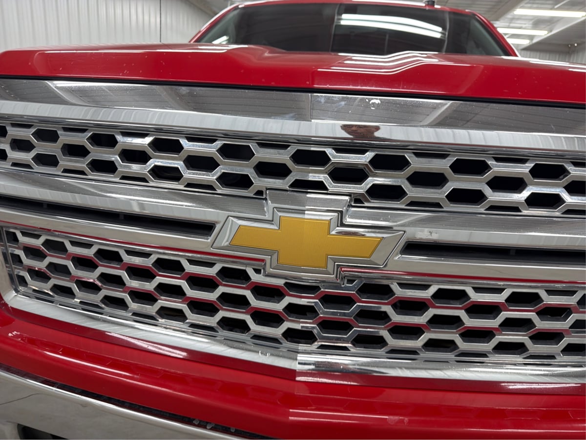 Chevrolet Silverado photo 33