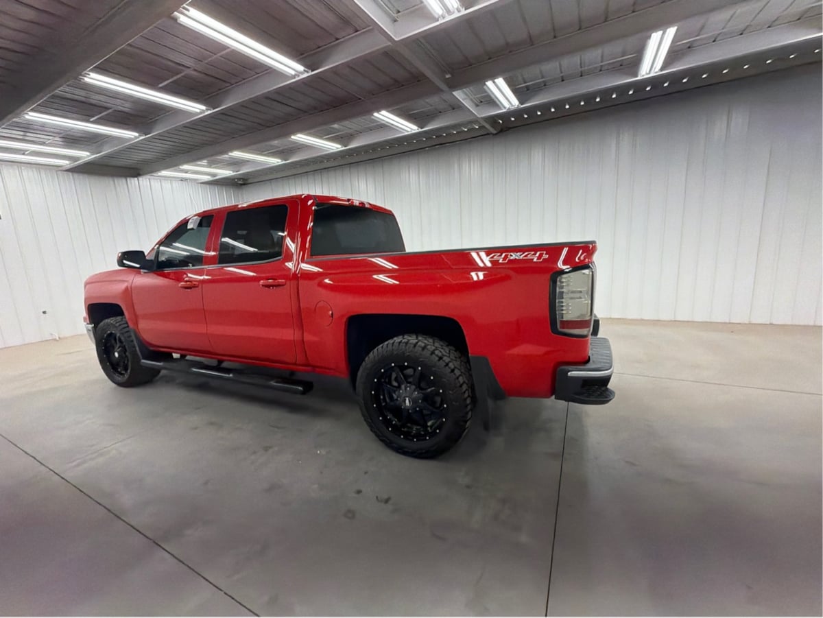 Chevrolet Silverado photo 6