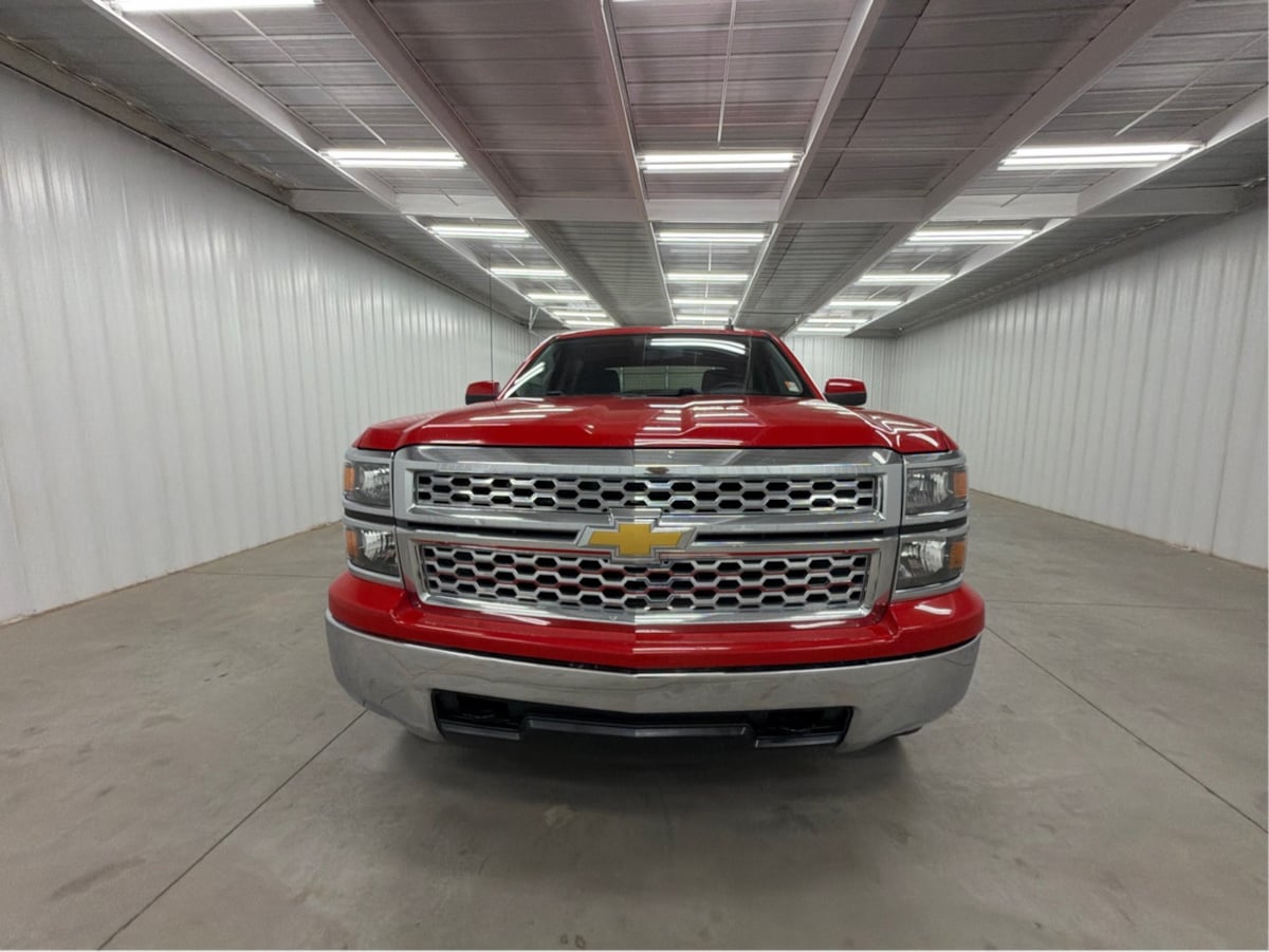 Chevrolet Silverado photo 9