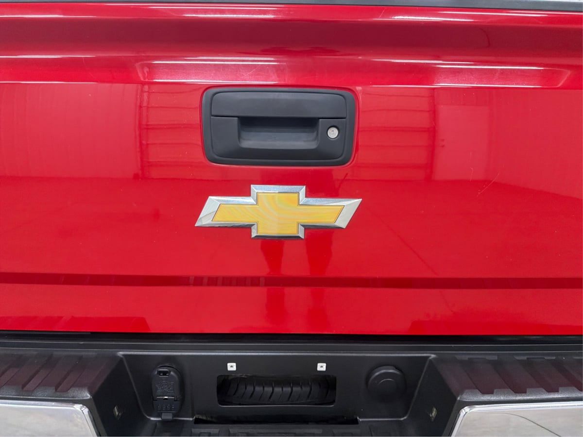 Chevrolet Silverado photo 34