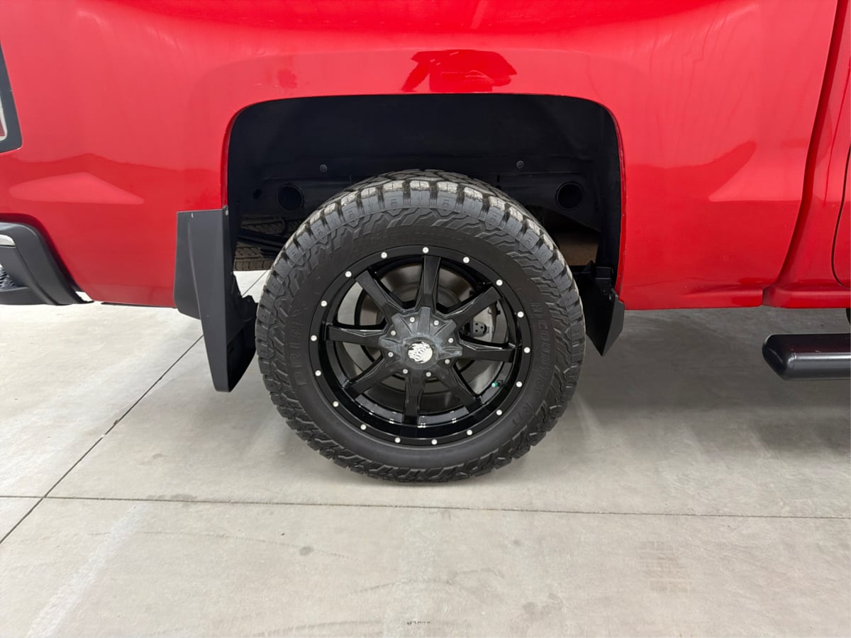 Chevrolet Silverado photo 37
