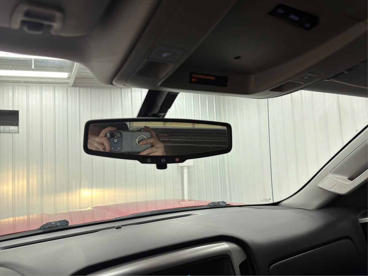 Chevrolet Silverado photo 19