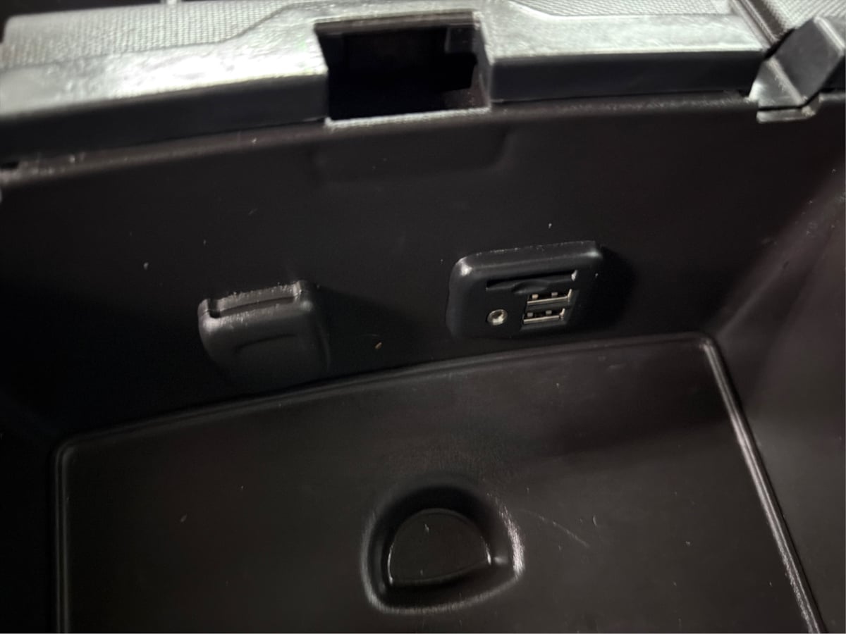 Chevrolet Silverado photo 52