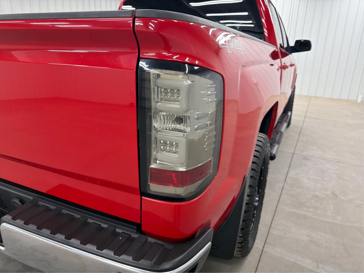 Chevrolet Silverado photo 43