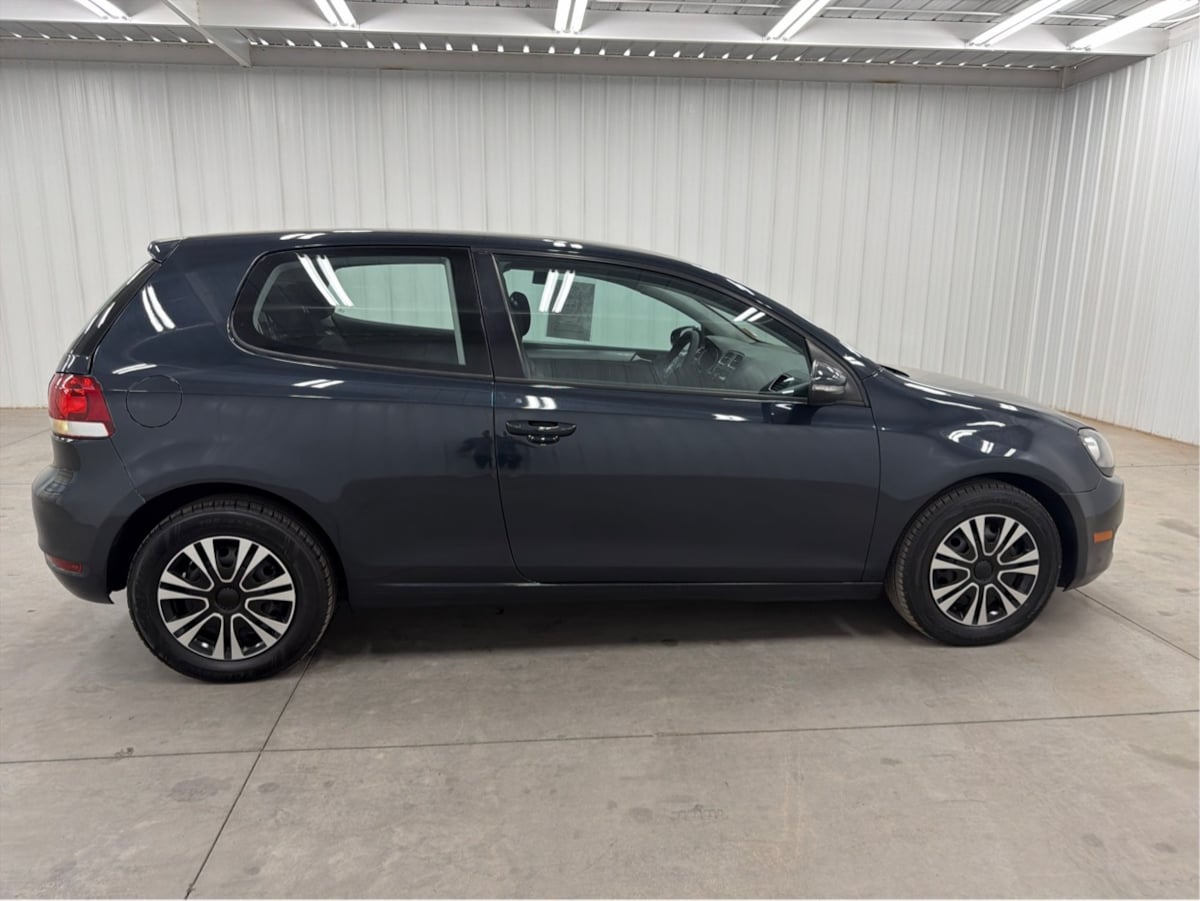 Volkswagen Golf photo 3