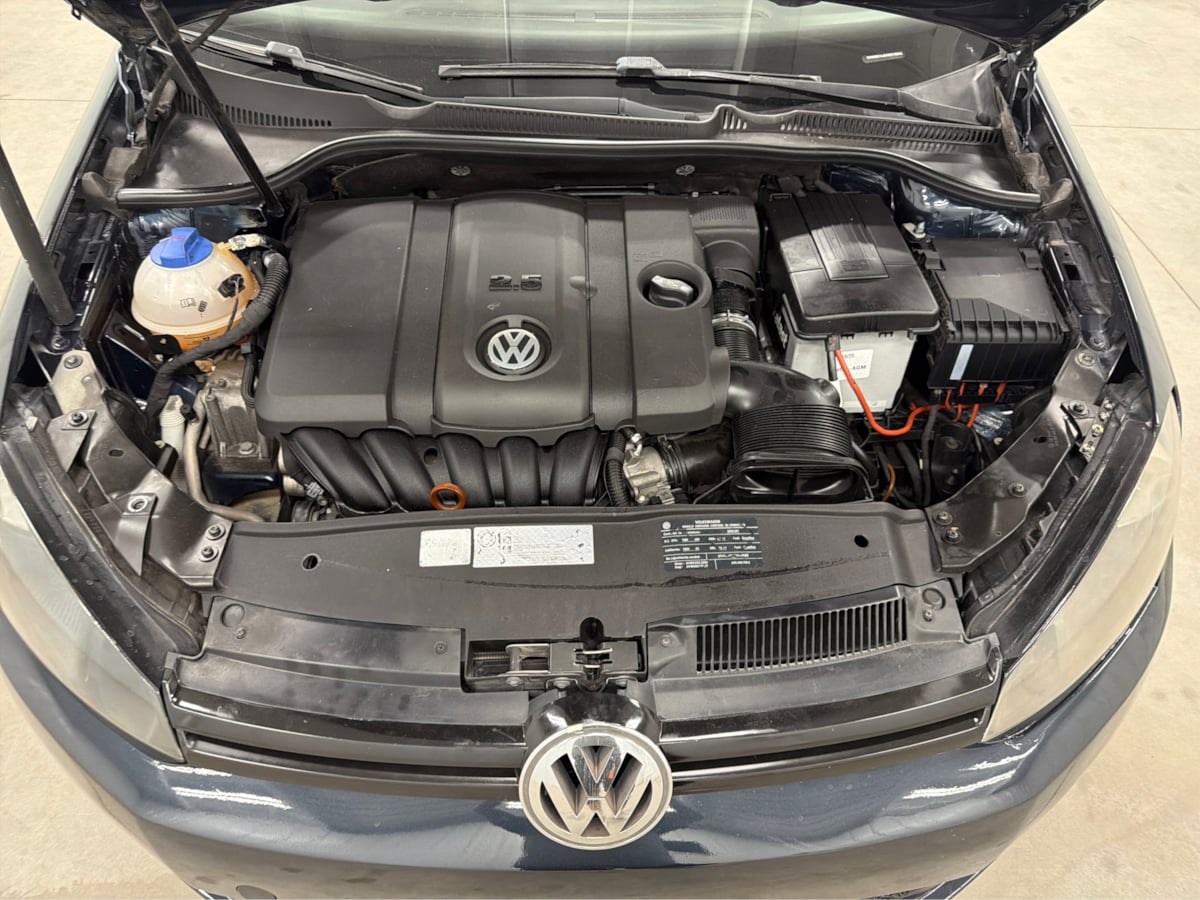 Volkswagen Golf photo 27