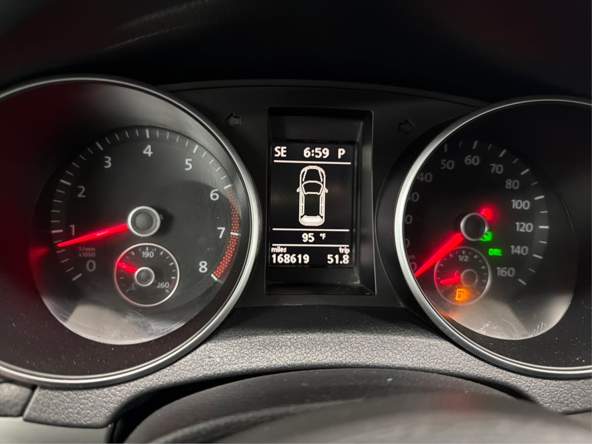 Volkswagen Golf photo 19
