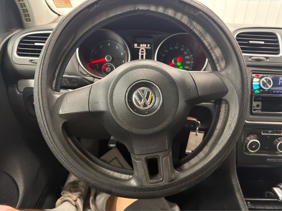 Volkswagen Golf photo 20