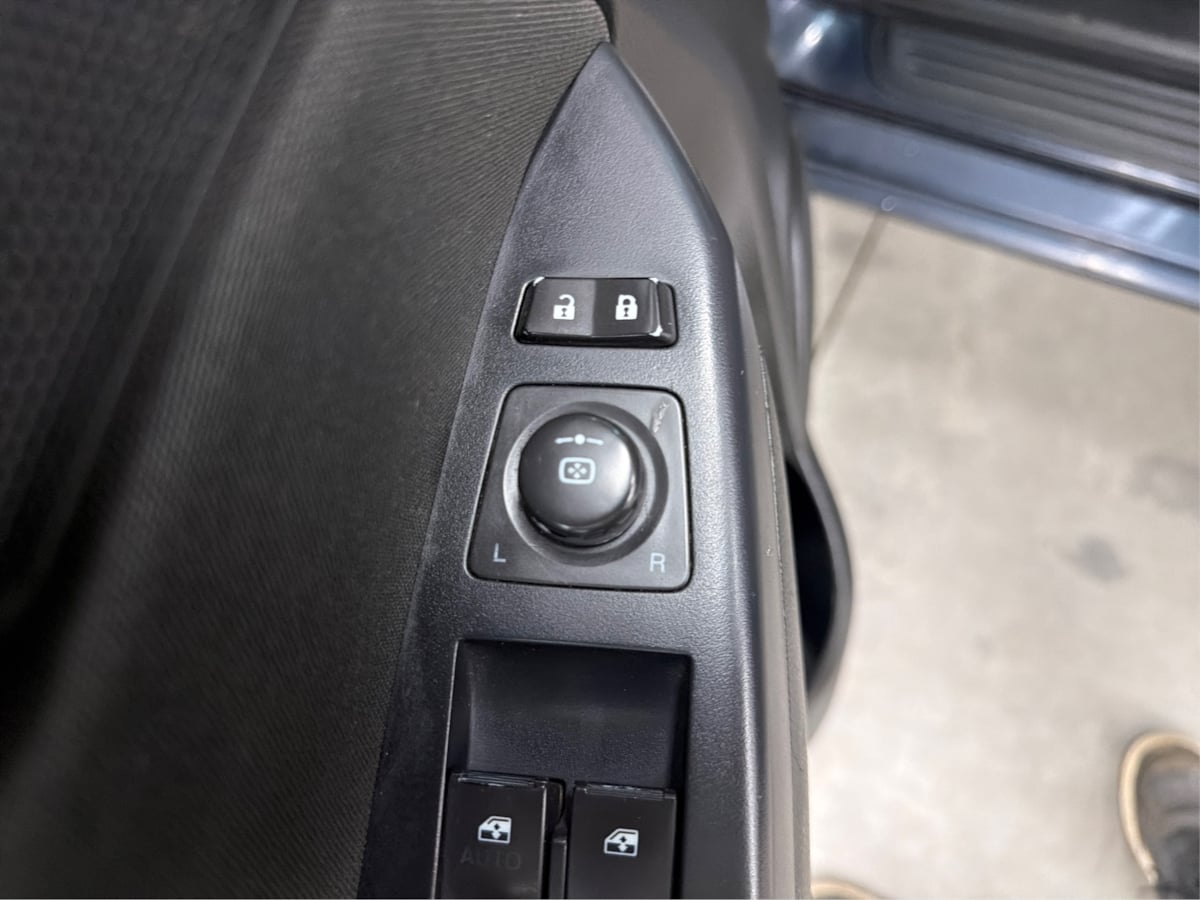 Chevrolet Captiva Sport photo 58