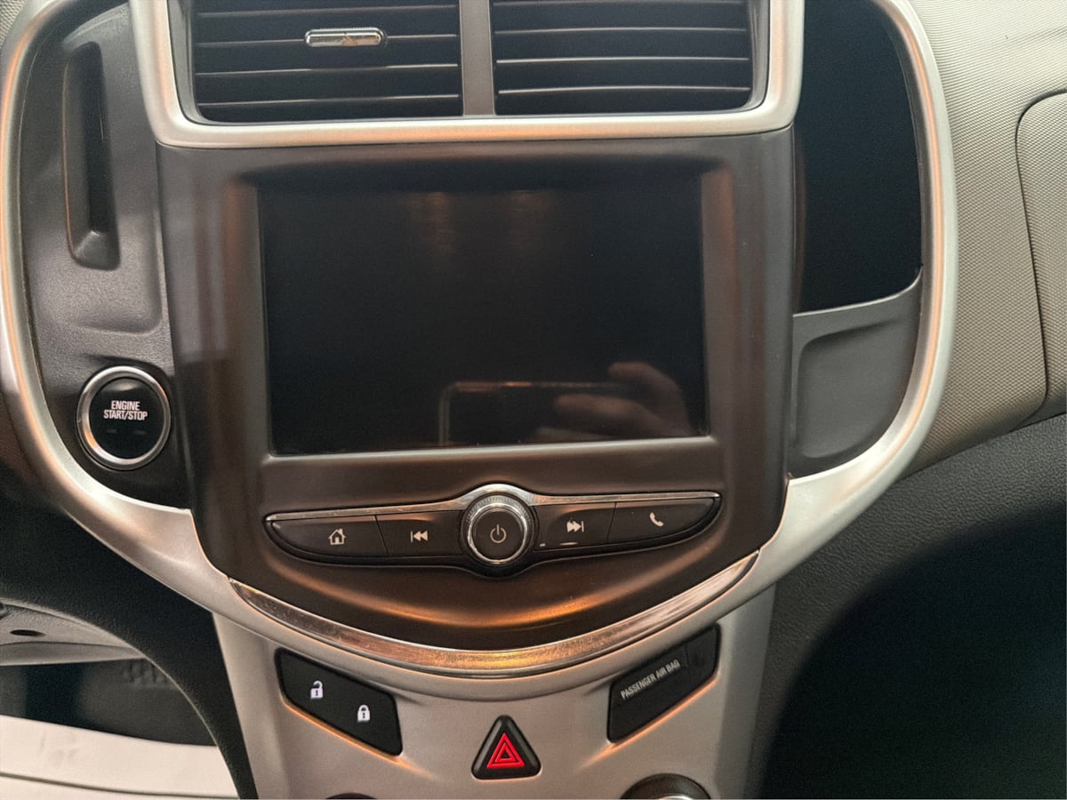 Chevrolet Sonic photo 14