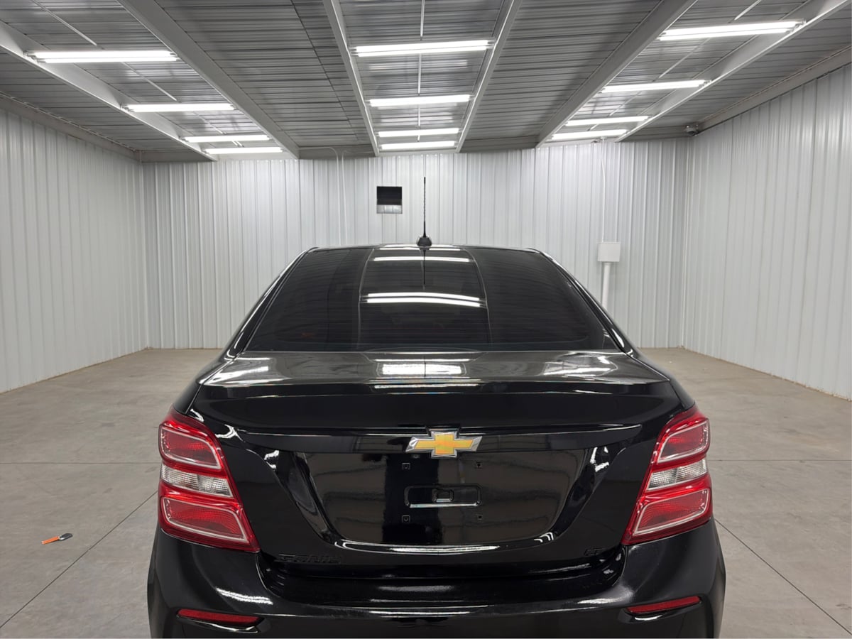 Chevrolet Sonic photo 33