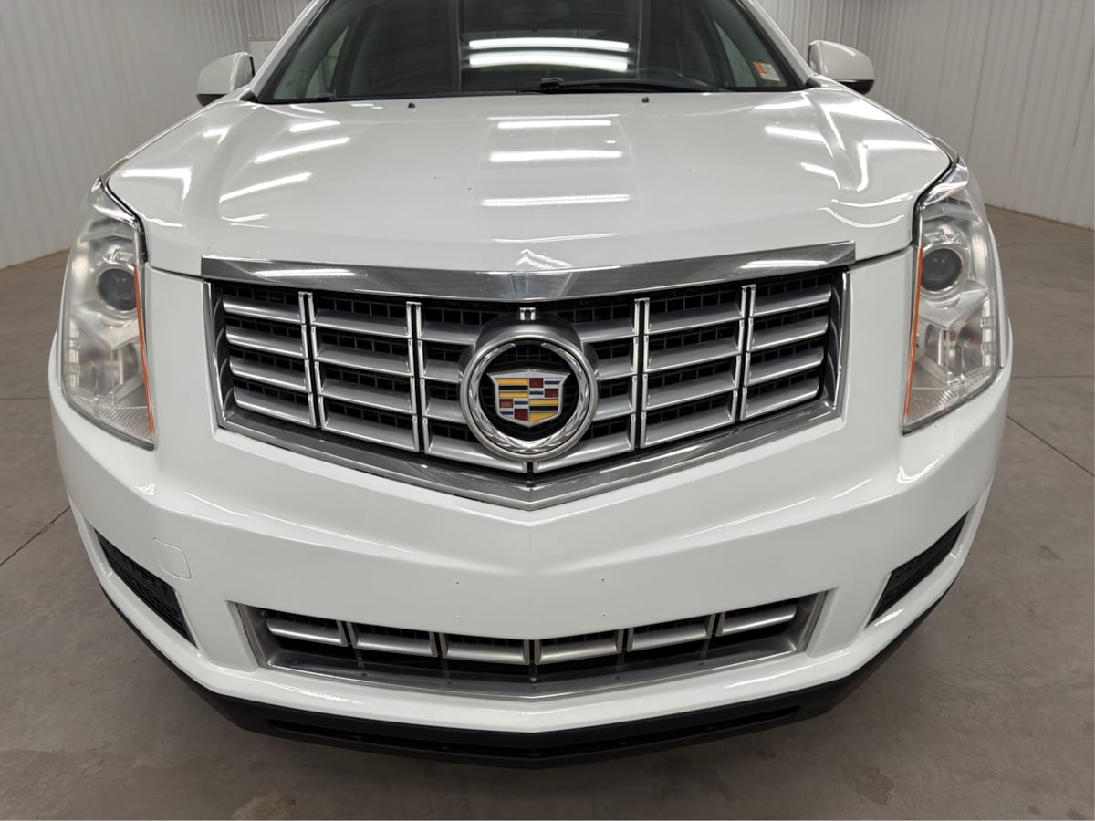 Cadillac SRX photo 34