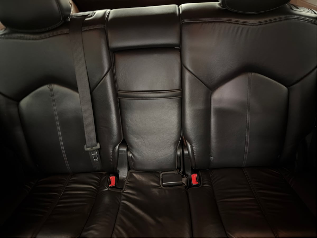 Cadillac SRX photo 18
