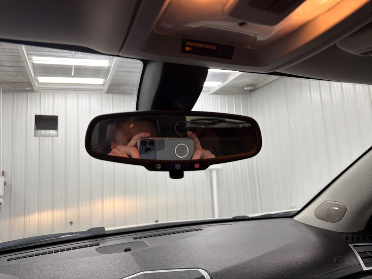 Cadillac SRX photo 20