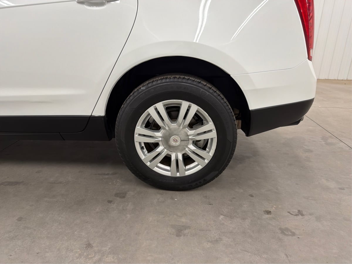 Cadillac SRX photo 39