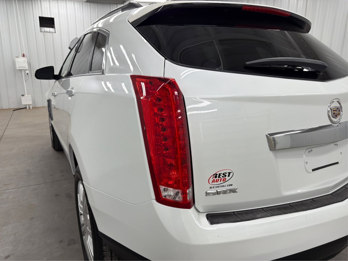 Cadillac SRX photo 43