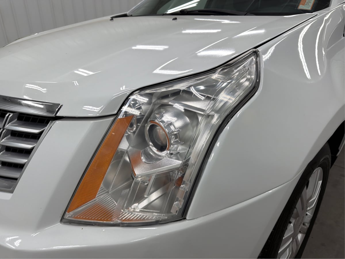 Cadillac SRX photo 42