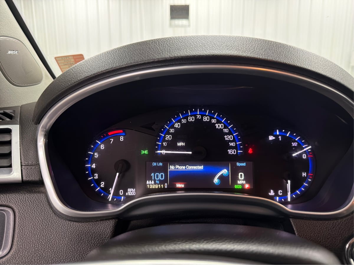 Cadillac SRX photo 21