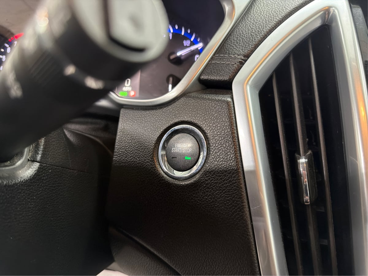 Cadillac SRX photo 50