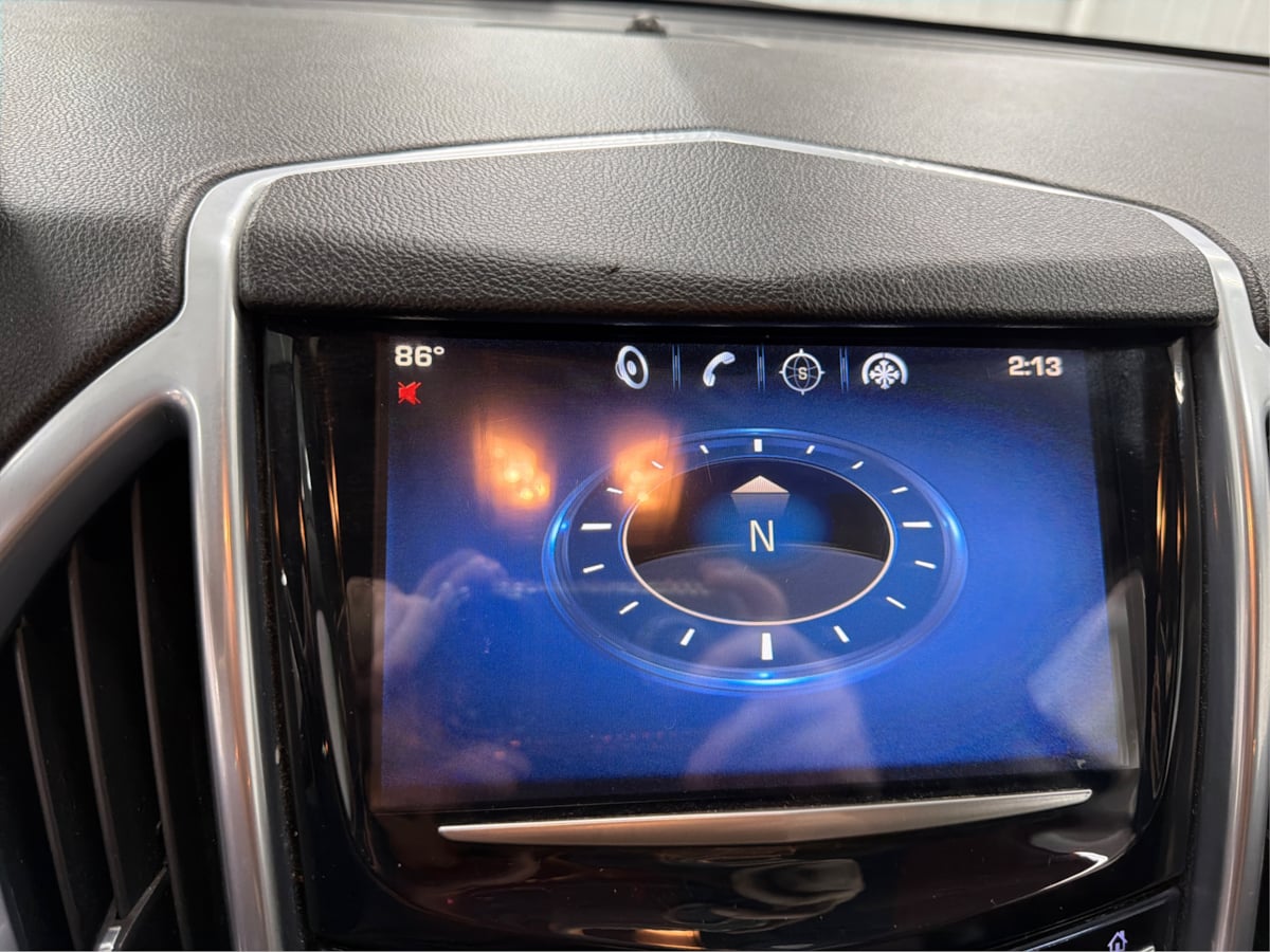 Cadillac SRX photo 47