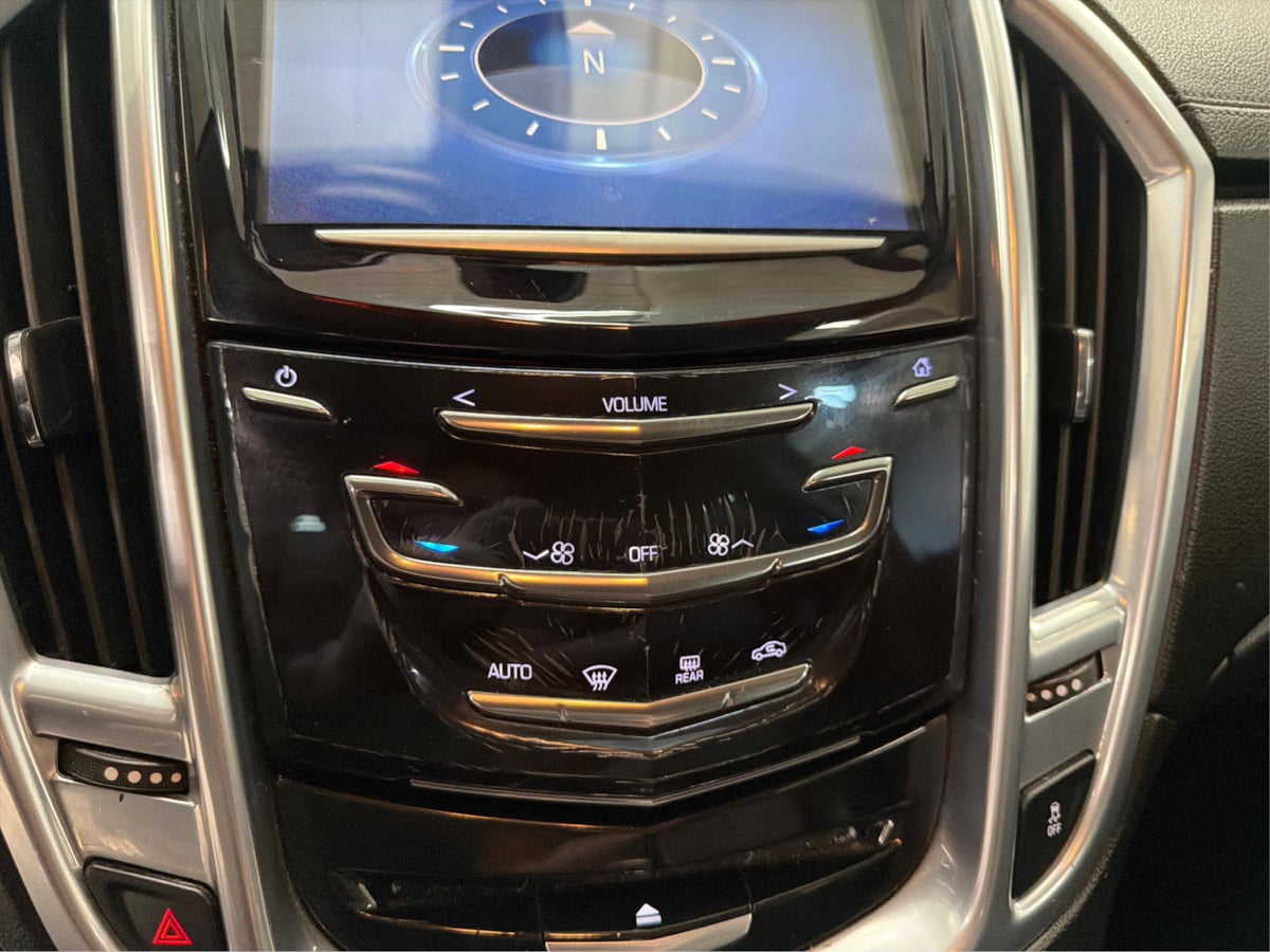 Cadillac SRX photo 51
