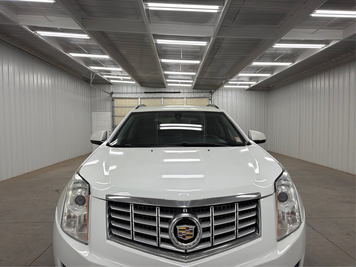 Cadillac SRX photo 29