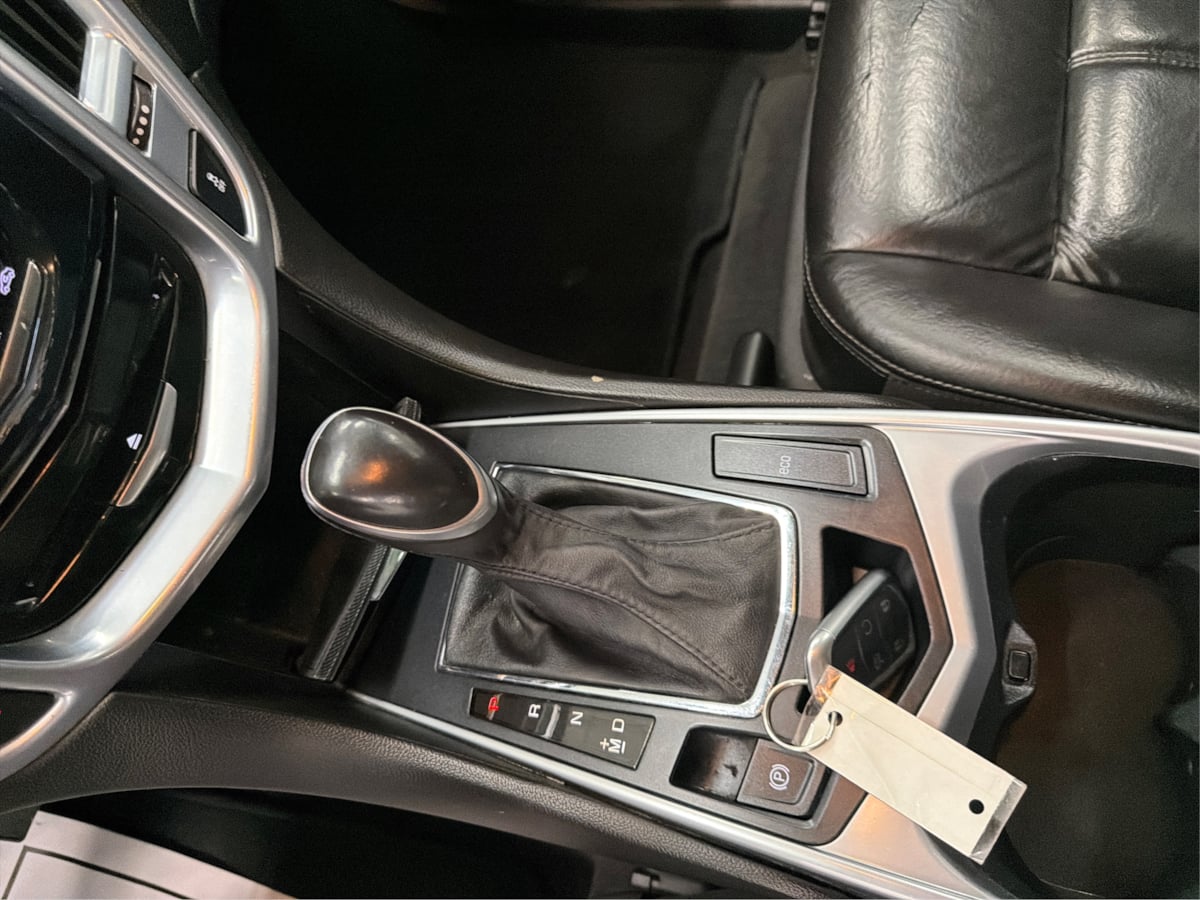 Cadillac SRX photo 52