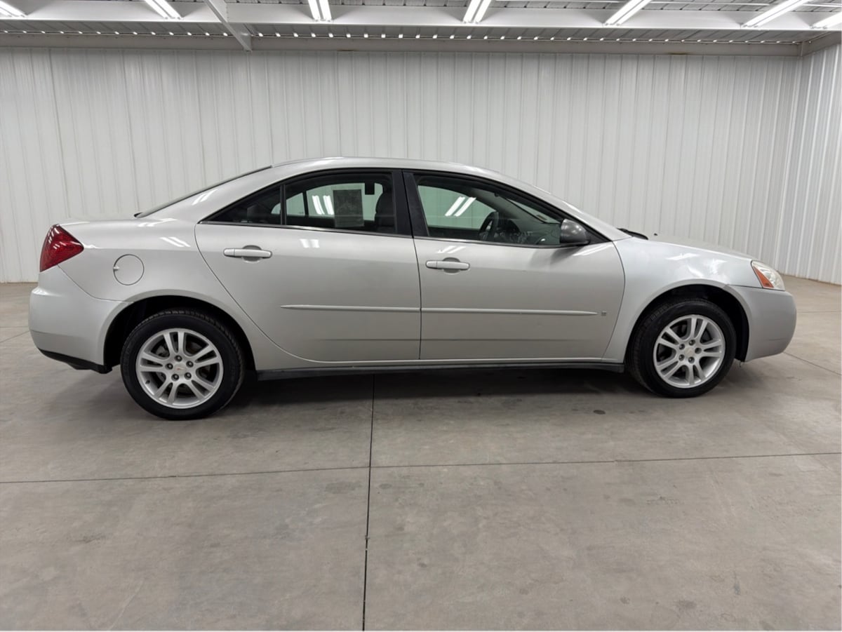 Pontiac G6 photo 3