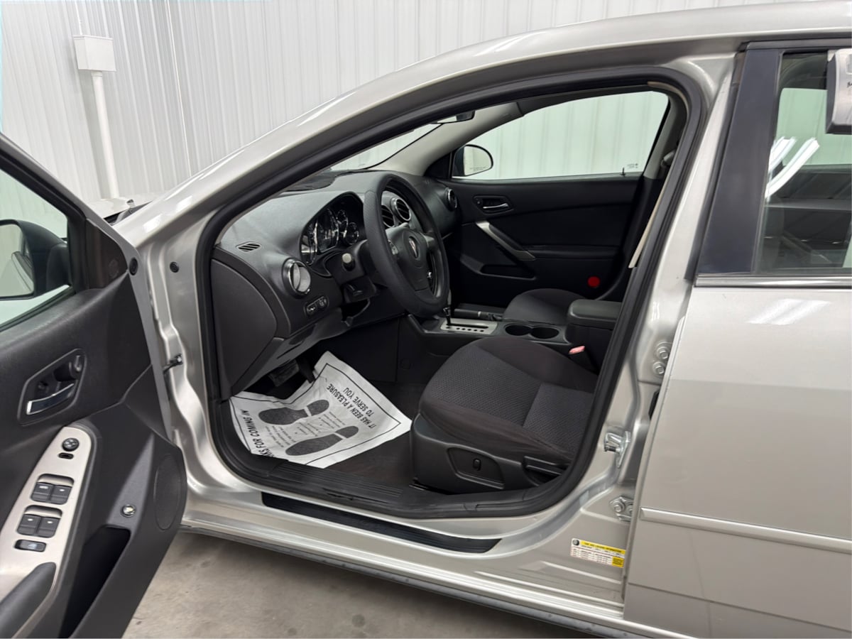 Pontiac G6 photo 10