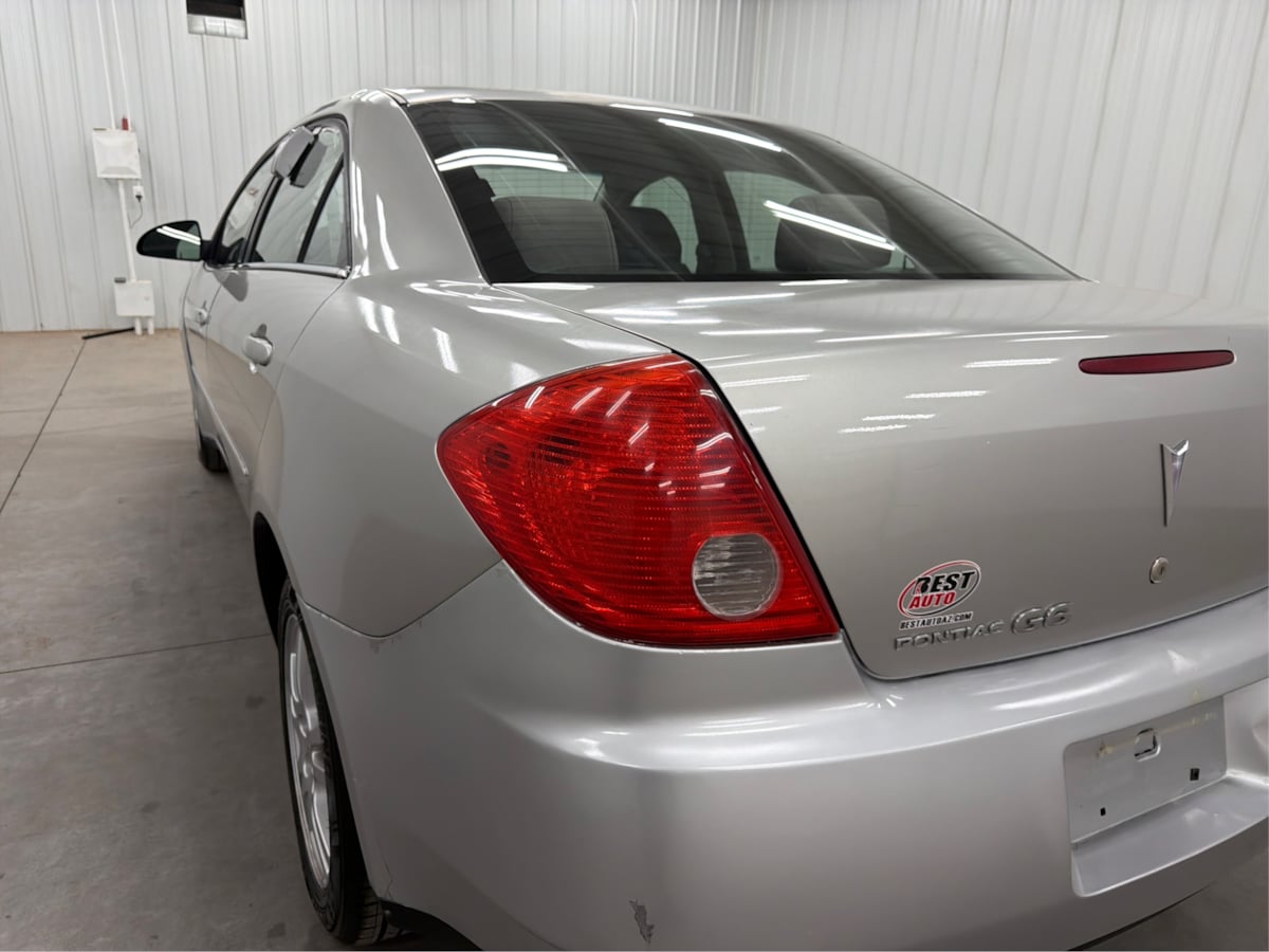 Pontiac G6 photo 43