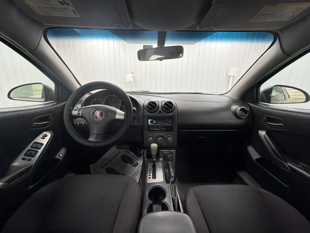 Pontiac G6 photo 15