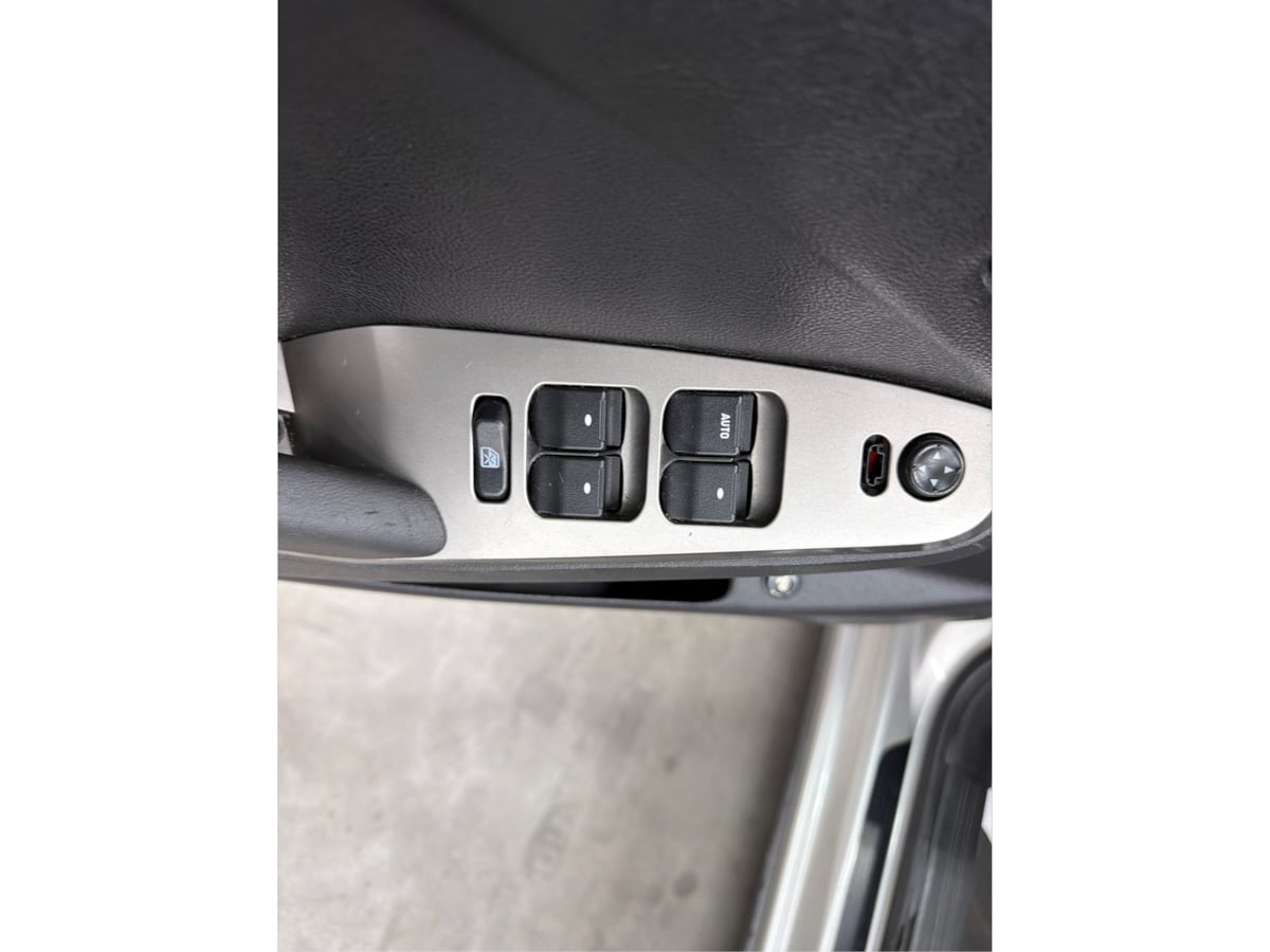Pontiac G6 photo 55