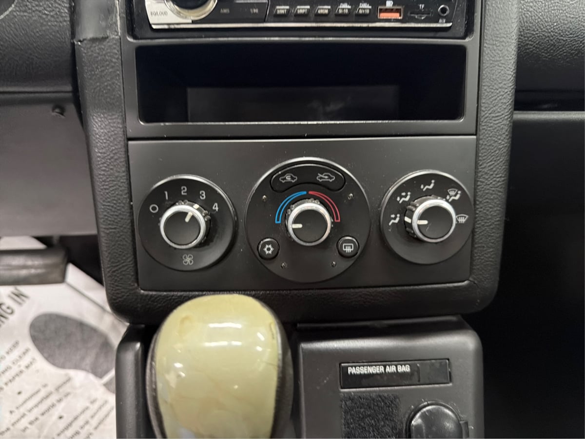 Pontiac G6 photo 48